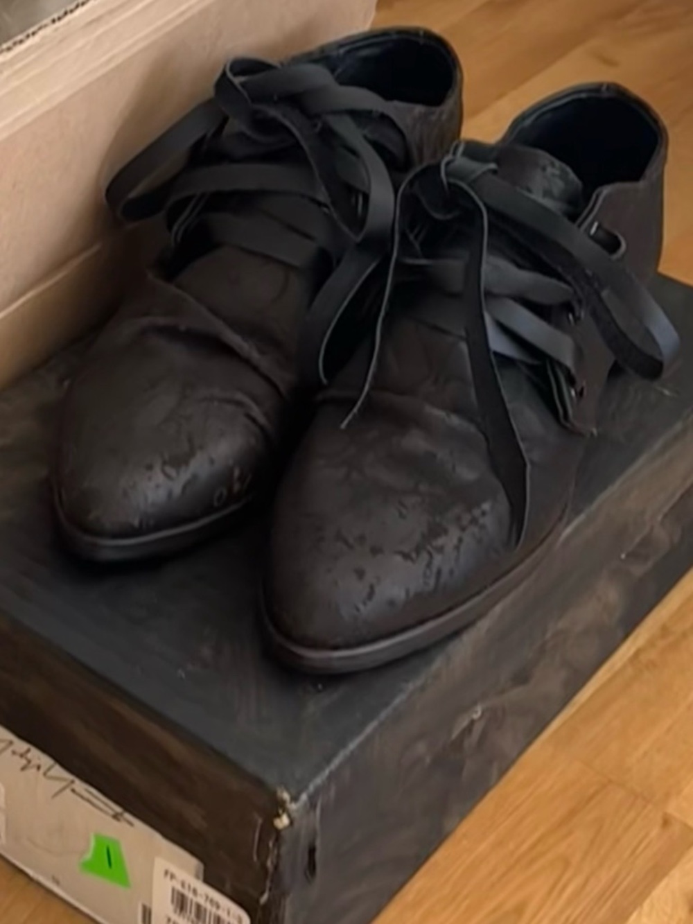 Yohji Yamamoto Black Leather Lace-Up Derby Shoes